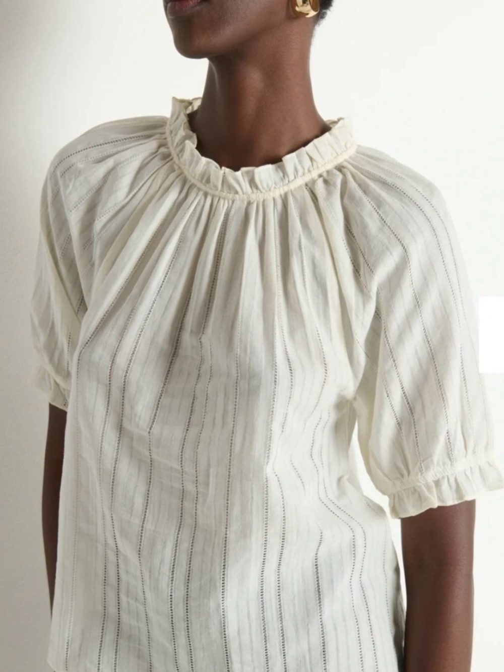 Nation LTD the Whitney Cream Ruffle-Neck Short Sleeve Blouse NWT Size Medium